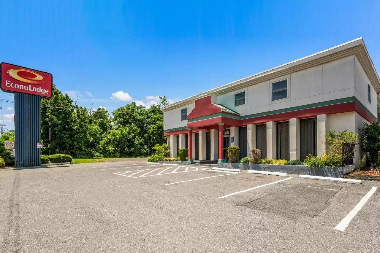 Econo Lodge Stewart International Airport New Windsor Bagian luar foto