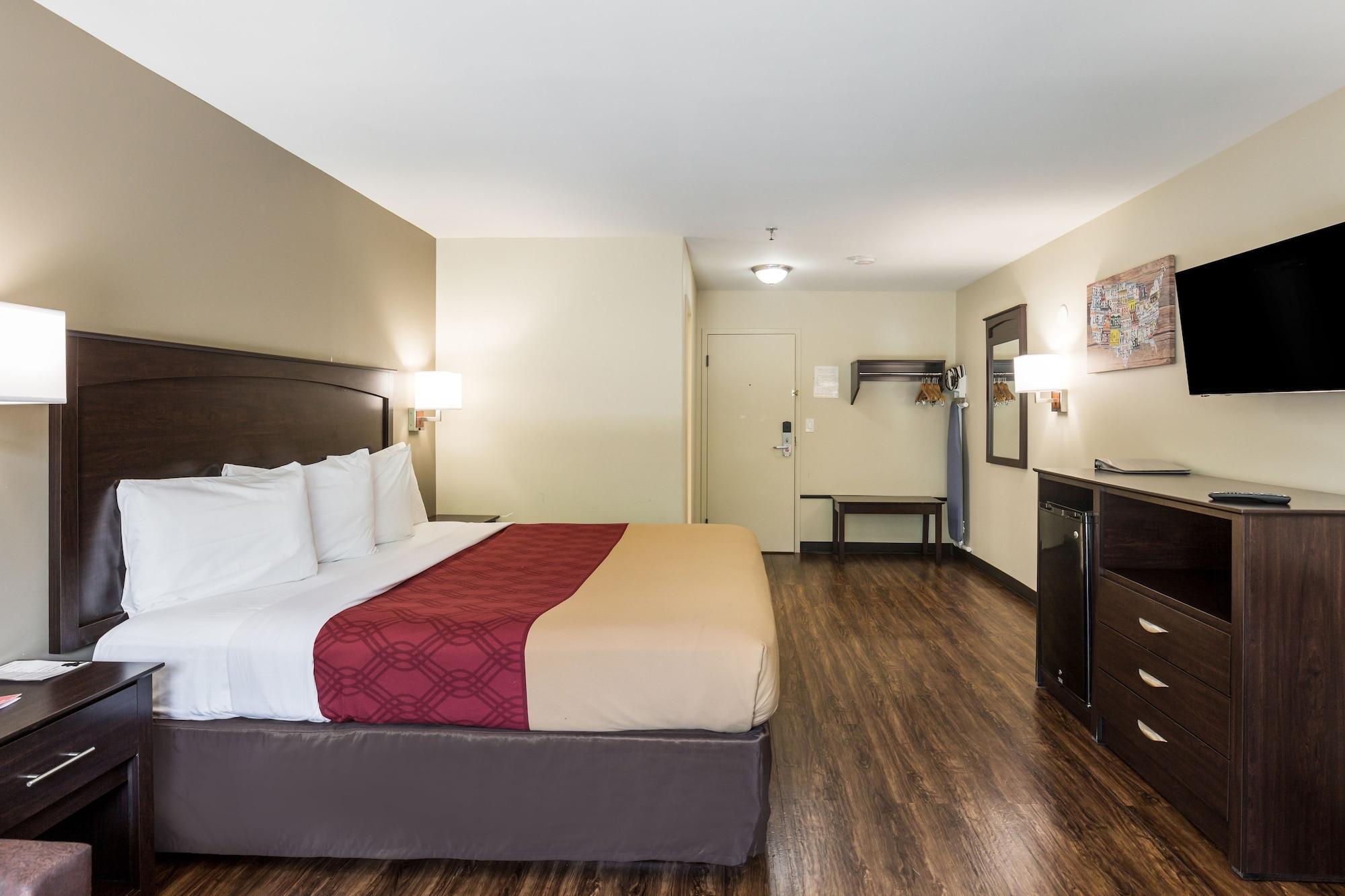 Econo Lodge Stewart International Airport New Windsor Bagian luar foto