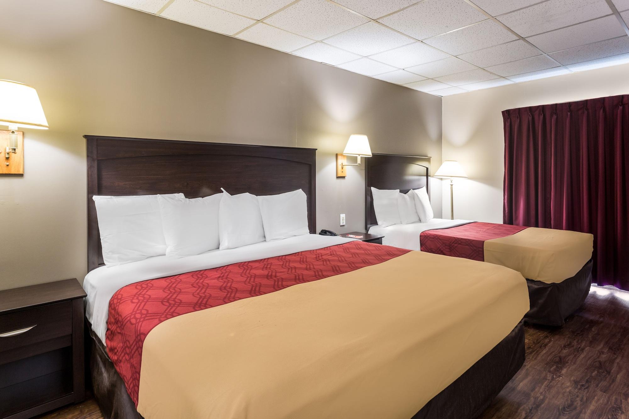 Econo Lodge Stewart International Airport New Windsor Bagian luar foto