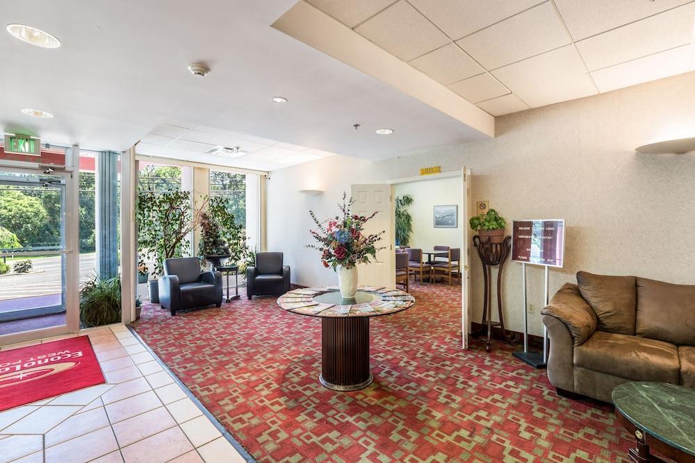 Econo Lodge Stewart International Airport New Windsor Bagian luar foto