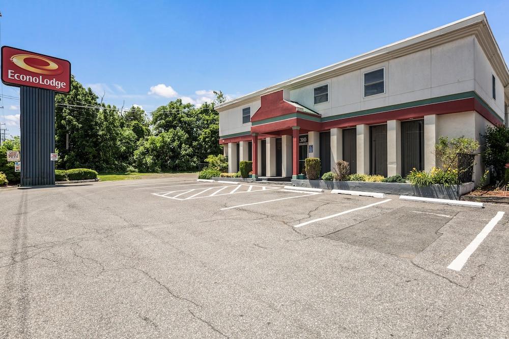 Econo Lodge Stewart International Airport New Windsor Bagian luar foto