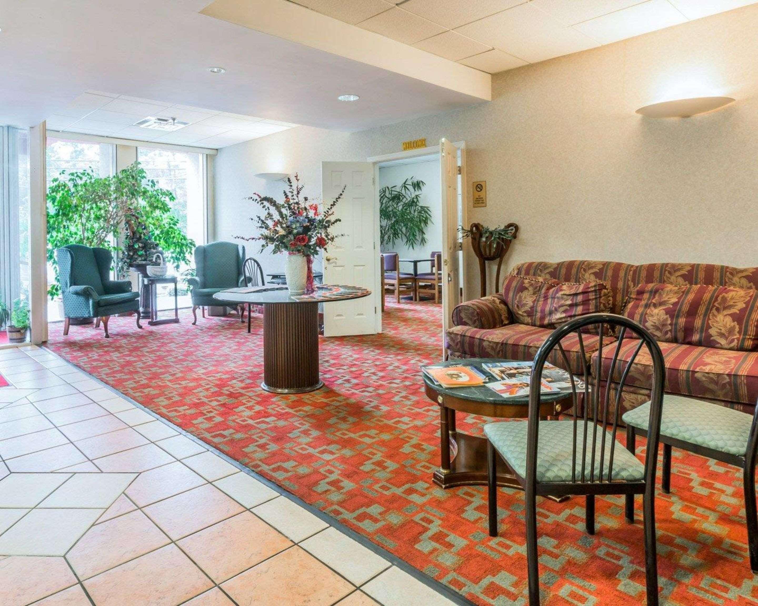 Econo Lodge Stewart International Airport New Windsor Bagian luar foto