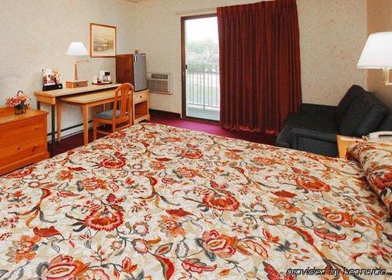 Econo Lodge Stewart International Airport New Windsor Bagian luar foto