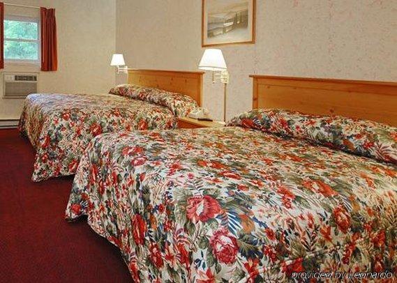 Econo Lodge Stewart International Airport New Windsor Bagian luar foto